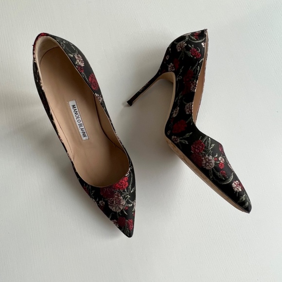 Manolo Blahnik stilettos - Picture 4 of 5